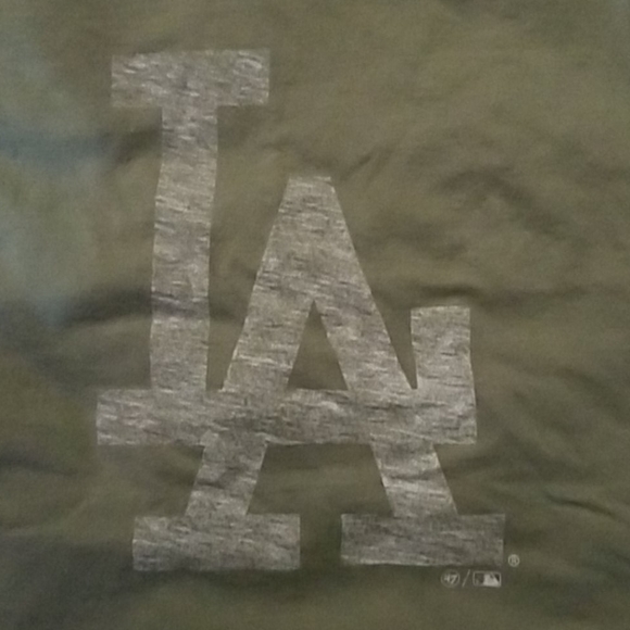 LA Tee - Picture 4 of 4